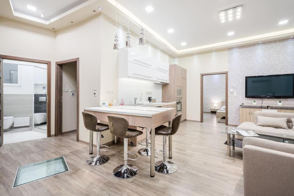 Szalag Utca 6 Luxurious Flat Castle District Lejlighed Budapest Eksteriør billede