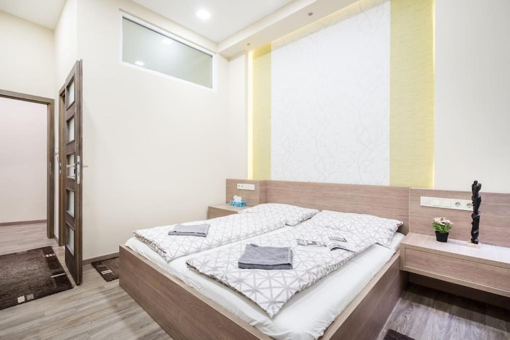 Szalag Utca 6 Luxurious Flat Castle District Lejlighed Budapest Eksteriør billede
